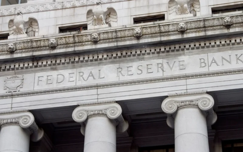 Inflação nos EUA sobe a 3,6% em abril, diz Fed de NY