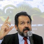 PT brasiliense fecha chapa proporcional com Agnelo e exclui Magela