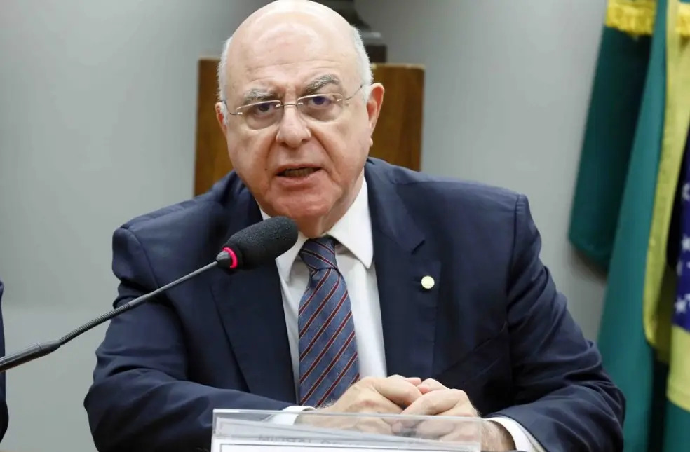 Relator retira anuência prévia em projeto minerais críticos