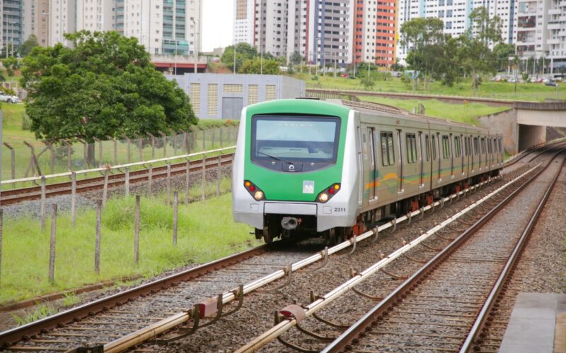 Metrô-DF amplia obras e projeta 180 mil passageiros por dia