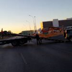 Motorista embriagada bate Land Rover e derruba poste no centro de Brasília