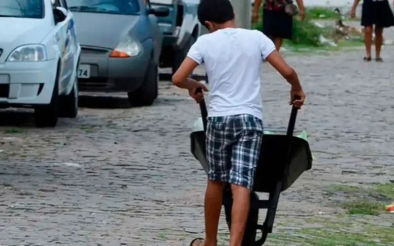 MTE resgata 4.318 crianças e adolescentes do trabalho infantil em 2025