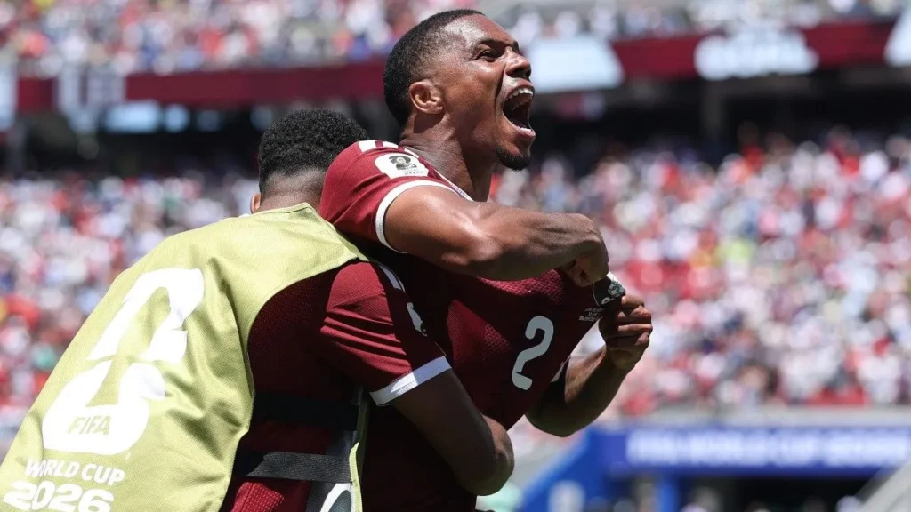 Catar conquista primeiro ponto em Copas com empate nos acréscimos