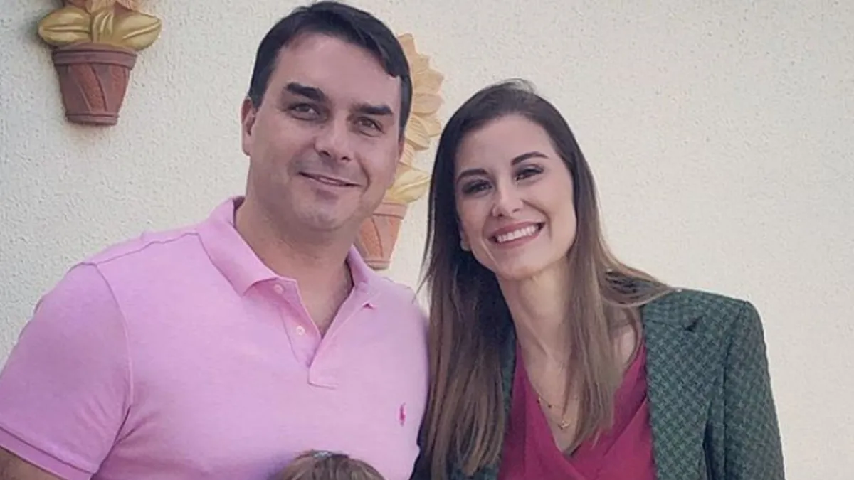 Fernanda Bolsonaro defende marido após ataque de Michelle