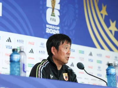 Técnico do Japão cita Zico e Falcão e vê chance de vencer o Brasil