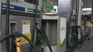 Etanol supera gasolina em 10 estados; veja lista