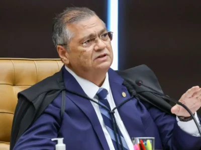 Dino envia à PF explicações de partidos sobre emendas