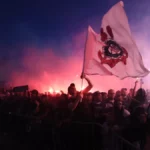 Corinthians vence, mas é eliminado; veja classificados