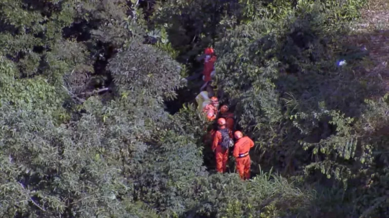Queda de helicóptero no Rio mata avó, mãe e filha