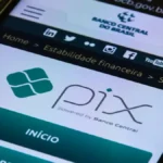 Pix ou maquininha: o que muda no caixa do MEI