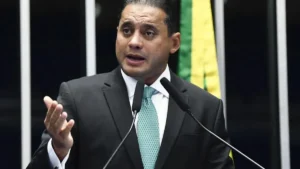PF diz que senador tentou interferir em investigação no MA