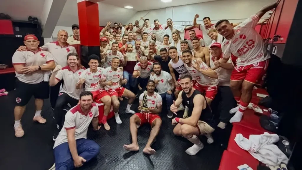 Vila Nova vence clássico contra Atlético-GO e volta a vencer na Série B